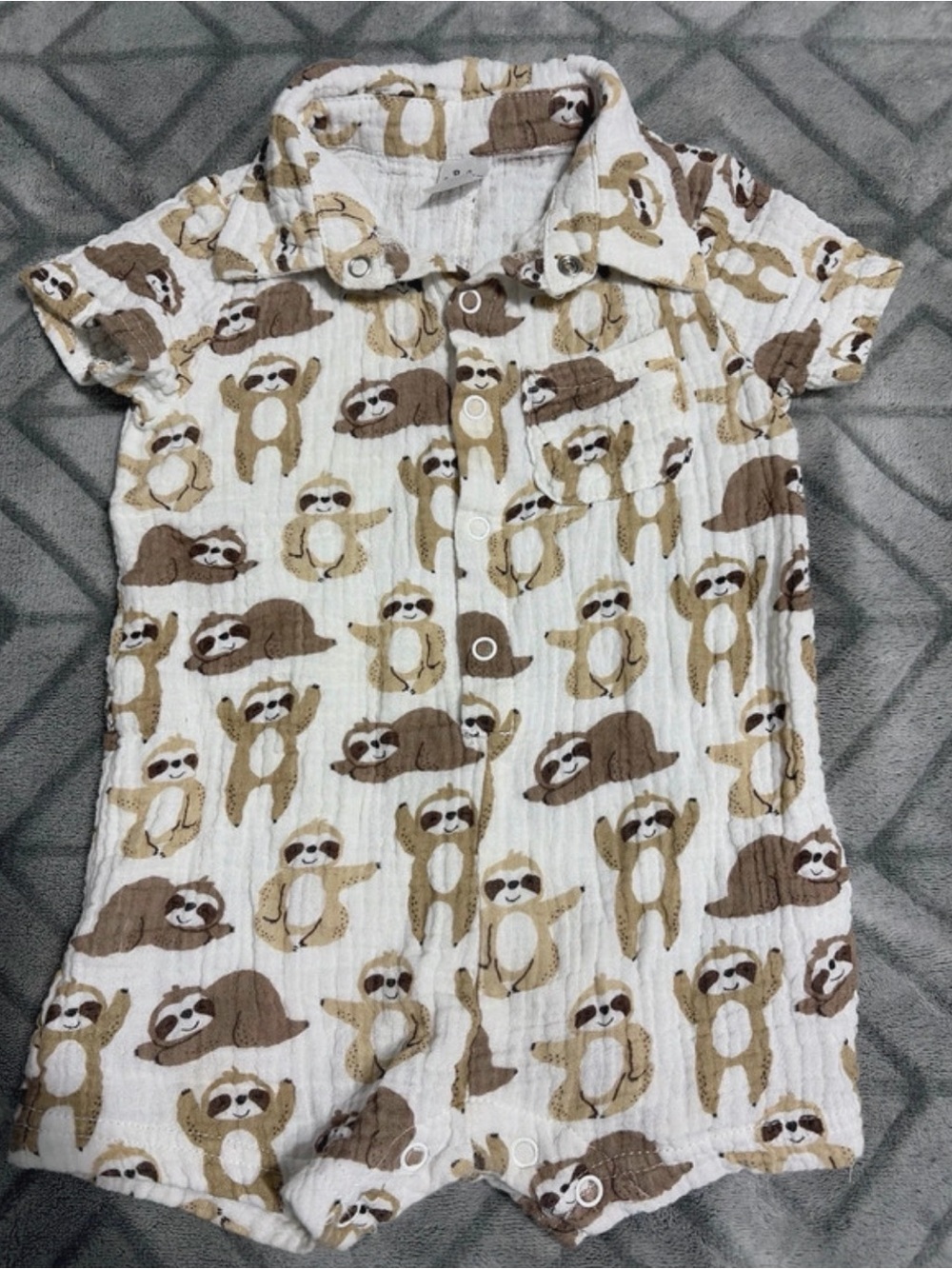 Baby Essentials White Short-Sleeve Sloth Print Romper